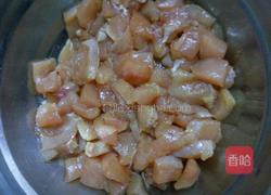 美味的鸡米花（原味和辣味）的做法图解1