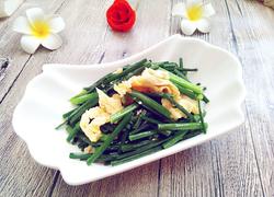 韭苔炒鸡蛋