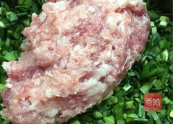 韭菜肉沫饺子的做法图解3