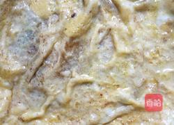 鸡蛋饼包香蕉片的做法图解3