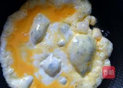 蒜臺炒鸡蛋的做法图解3