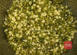 绿豆饼的做法图解1