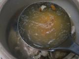 补血养颜红枣杞子炖白鸽的做法[图]
