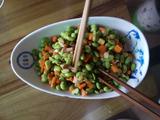 胡萝卜肉丝炒毛豆