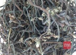 香辣蕨菜的做法图解1