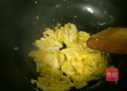 西红柿蛋炒饭的做法图解3