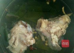 大骨煲黄豆海带根的做法图解5
