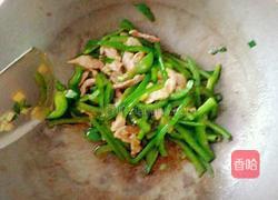 青椒炒肉丝的做法图解6
