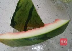 泡椒凤爪拌瓜皮的做法图解1