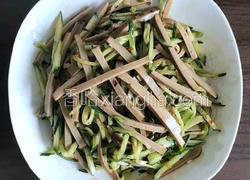 凉拌黄瓜蛋定姐鸡蛋干
