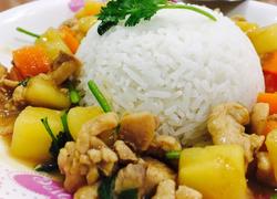 马铃薯鸡肉饭