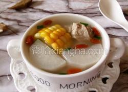 白萝卜玉米排骨汤