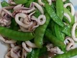 荷兰豆炒鱿鱼的做法[图]