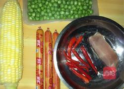 玉米甜豆炒火腿炒的做法图解1