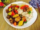 小炒鸡腿肉拌面的做法[图]