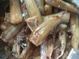 鸡珍爆炒茄子的做法[图]