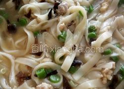 豆角肉末木耳面