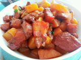 红烧肉炖土豆