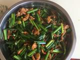 鸡胸肉炒韭菜苔