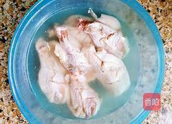 鸡腿烧土豆的做法图解1