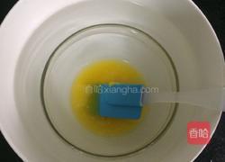 自制樱花慕斯蛋糕的做法图解3