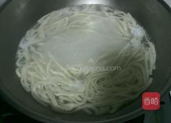 西红柿鸡蛋面的做法图解2