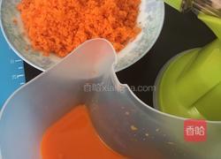 胡萝卜卡通番茄面的做法图解1
