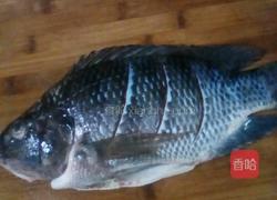 红烧鳊鱼的做法图解1