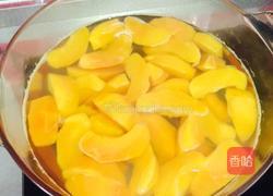 黄桃罐头的做法图解5