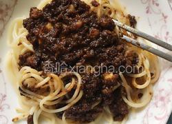 古龙肉酱意面