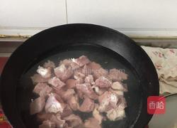 土豆炖牛肉的做法图解1