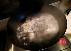 排骨炖豆角的做法图解1