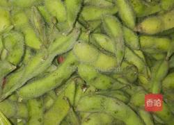 煮毛豆的做法图解1