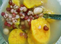 红豆薏米花生红薯糖水