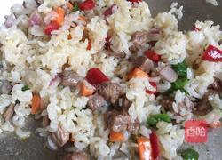 牛肉粒杂蔬炒饭的做法图解10