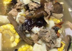野生菌排骨炖汤