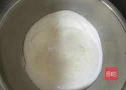 酸奶慕斯蛋糕的做法图解6