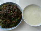 茄条菜椒条炒肉