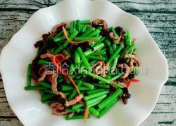 蒜苔炒肉丝