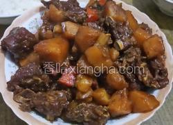 家常红烧土豆红萝卜纯排骨