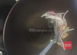 鱼头炖豆饼的做法图解10