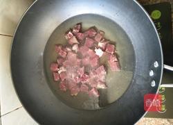 土豆烧牛肉的做法图解5