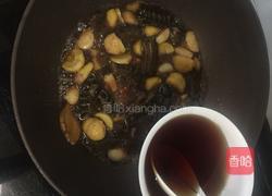 板栗炖黄鳝的做法图解18