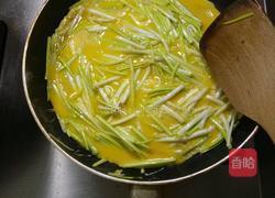 蒜黄炒鸡蛋的做法图解4