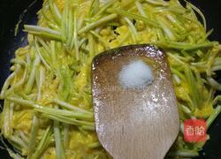 蒜黄炒鸡蛋的做法图解5