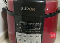 自制电高压锅蛋糕的做法图解1