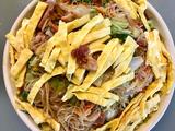 培根生菜炒米粉的做法[图]