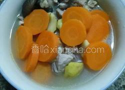 香菇板栗排骨汤