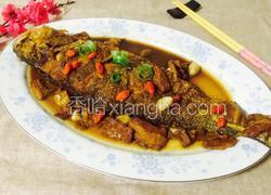 五花肉烧黄花鱼