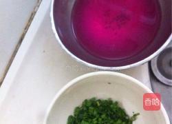 火龙果香葱咸饼干的做法图解1